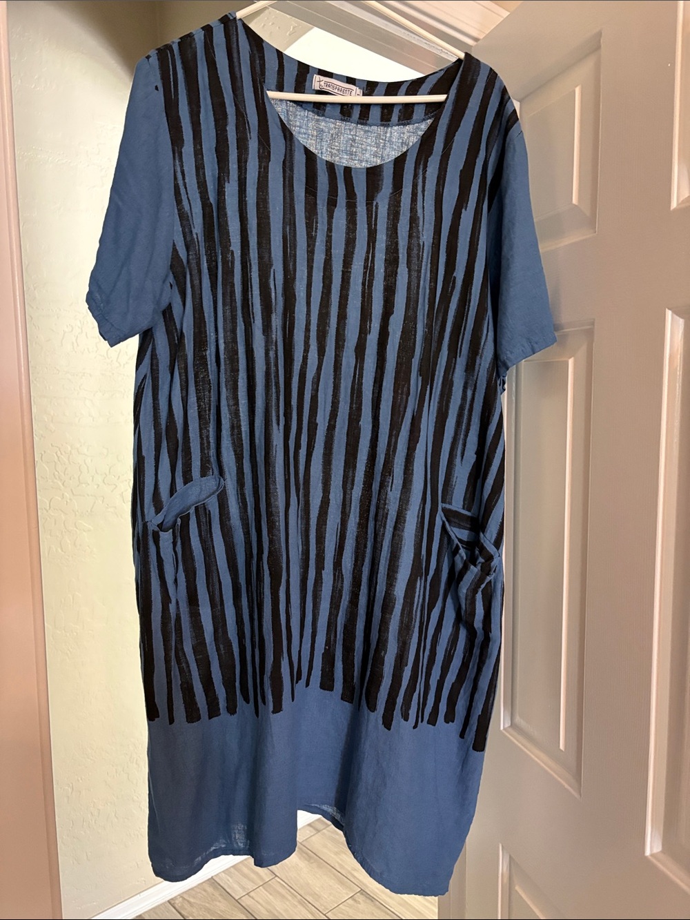 Transparente Blue and Black Midi Linen Dress with Vertical Stripe Print